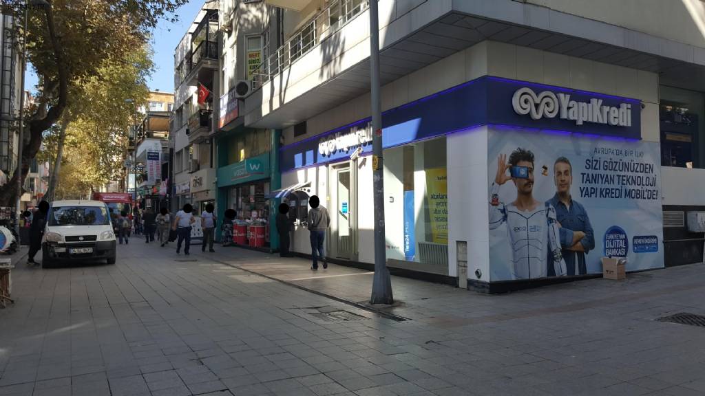 Yapı Kredi Bankası ATM Fotoğrafları