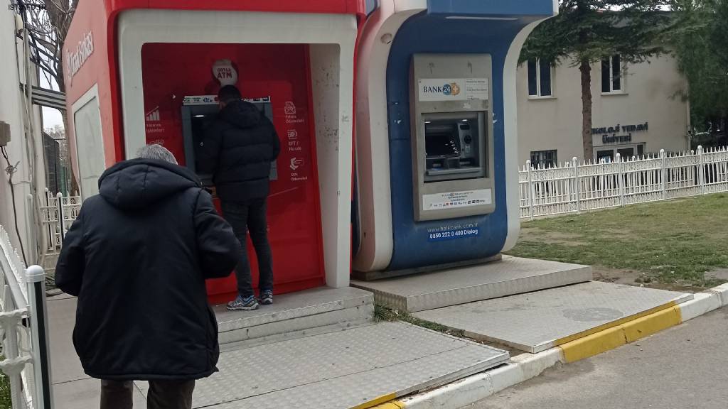 Ziraat Bankası ATM Fotoğrafları