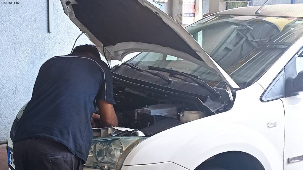 Küçük Oto Tamir Bakım ve Elektrik Servisi Fotoğrafları