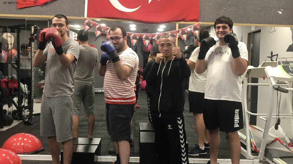 Lucy's Gym & Fight Club Fotoğrafları