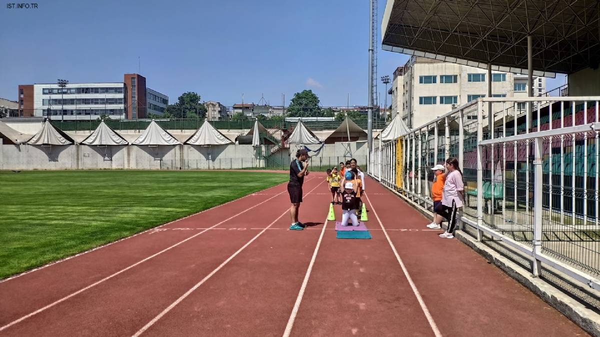 Bayrampaşa Gençlik Hizmetleri Ve Spor İlçe Müdürlüğü Bayrampaşa Spor Salonu