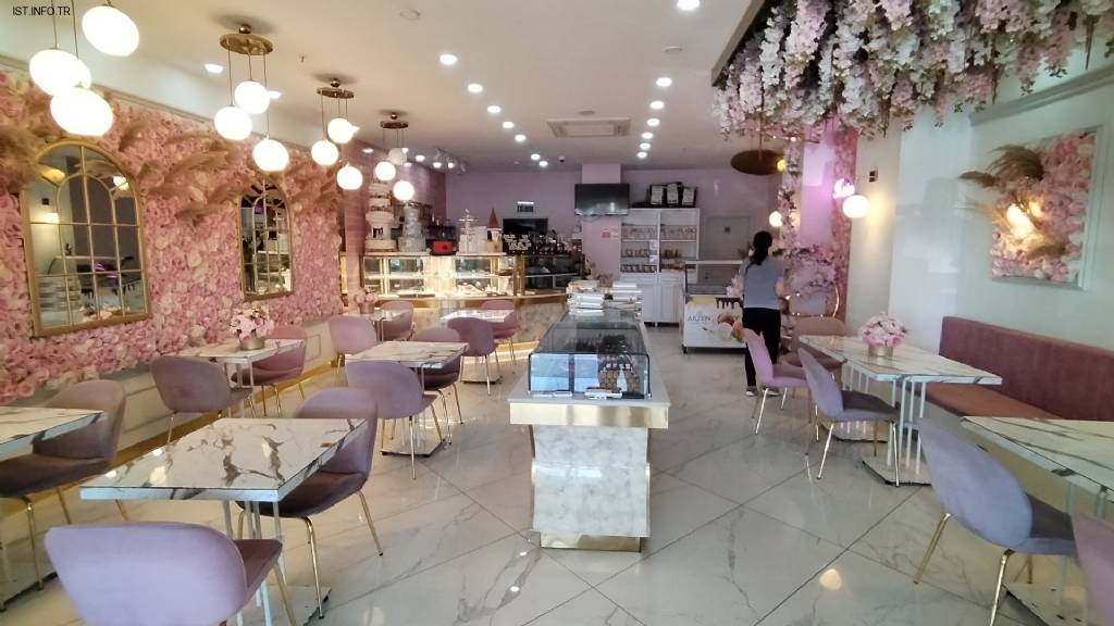 La Florist Patisserie Fotoğrafları