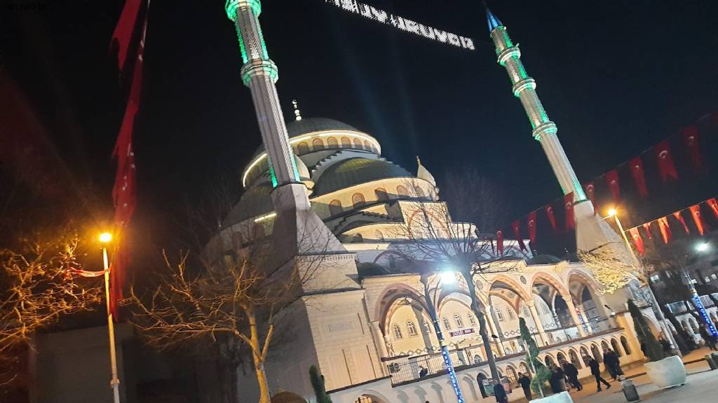 Sultançiftliği Merkez Camii Fotoğrafları